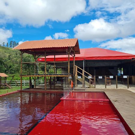 Hotel Chale De Minas Barbacena Exterior photo